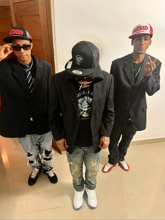 Nay Nay Nay — La Makulada wearing Dominican Made 2000 Pesos Dominicano Rose Collection