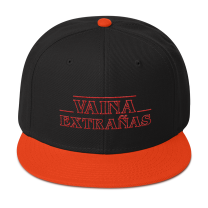 Vaina Extrañas Snapback Hat  - 2020 - DominicanGirlfriend.com - Frases Dominicanas - República Dominicana Lifestyle Graphic T-Shirts Streetwear & Accessories - New York - Bronx - Washington Heights - Miami - Florida - Boca Chica - USA - Dominican Clothing