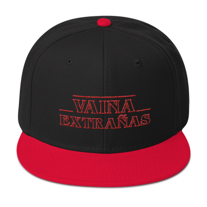 Vaina Extrañas Snapback Hat  - 2020 - DominicanGirlfriend.com - Frases Dominicanas - República Dominicana Lifestyle Graphic T-Shirts Streetwear & Accessories - New York - Bronx - Washington Heights - Miami - Florida - Boca Chica - USA - Dominican Clothing