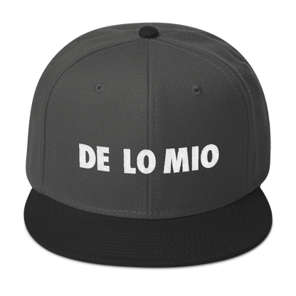 De Lio Mio Snapback Hat  - 2020 - DominicanGirlfriend.com - Frases Dominicanas - República Dominicana Lifestyle Graphic T-Shirts Streetwear & Accessories - New York - Bronx - Washington Heights - Miami - Florida - Boca Chica - USA - Dominican Clothing