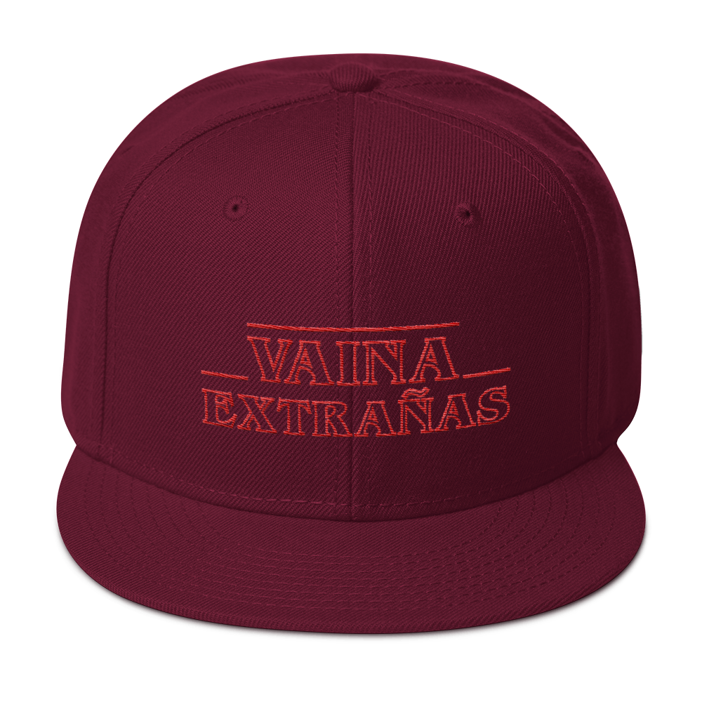 Vaina Extrañas Snapback Hat  - 2020 - DominicanGirlfriend.com - Frases Dominicanas - República Dominicana Lifestyle Graphic T-Shirts Streetwear & Accessories - New York - Bronx - Washington Heights - Miami - Florida - Boca Chica - USA - Dominican Clothing